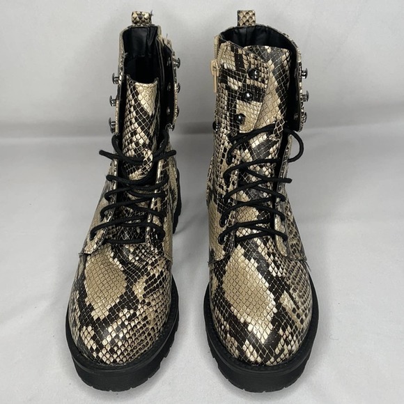 MIA WOMEN'S LEXI SNAKE PRINT BOOT SIZE 7.5 - Picture 2 of 6